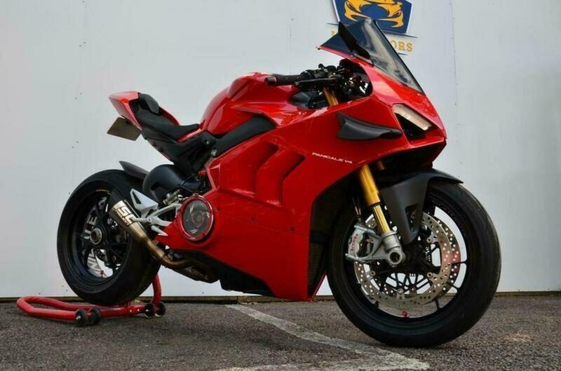 DUCATI PANIGALE V4S