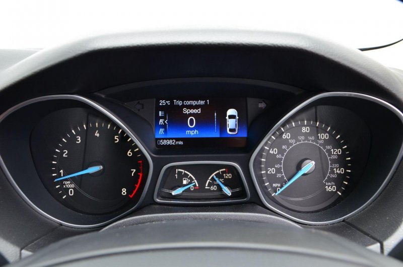 FORD FOCUS