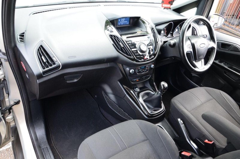FORD B-MAX
