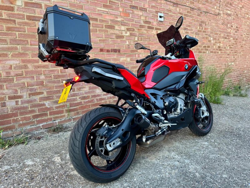 BMW S1000XR