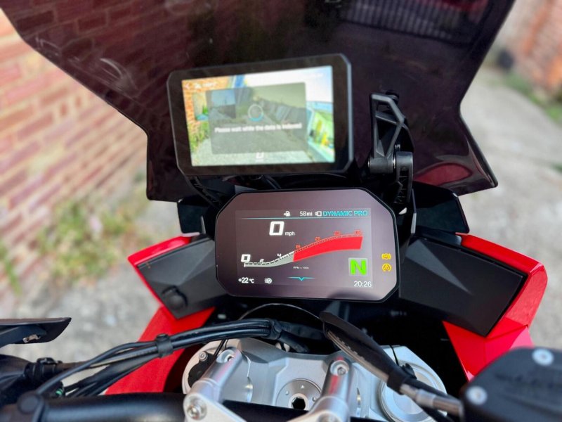 BMW S1000XR